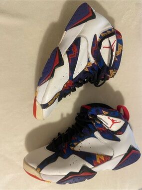 Jordan Mens White Multicolor Retro Basketball Shoes
